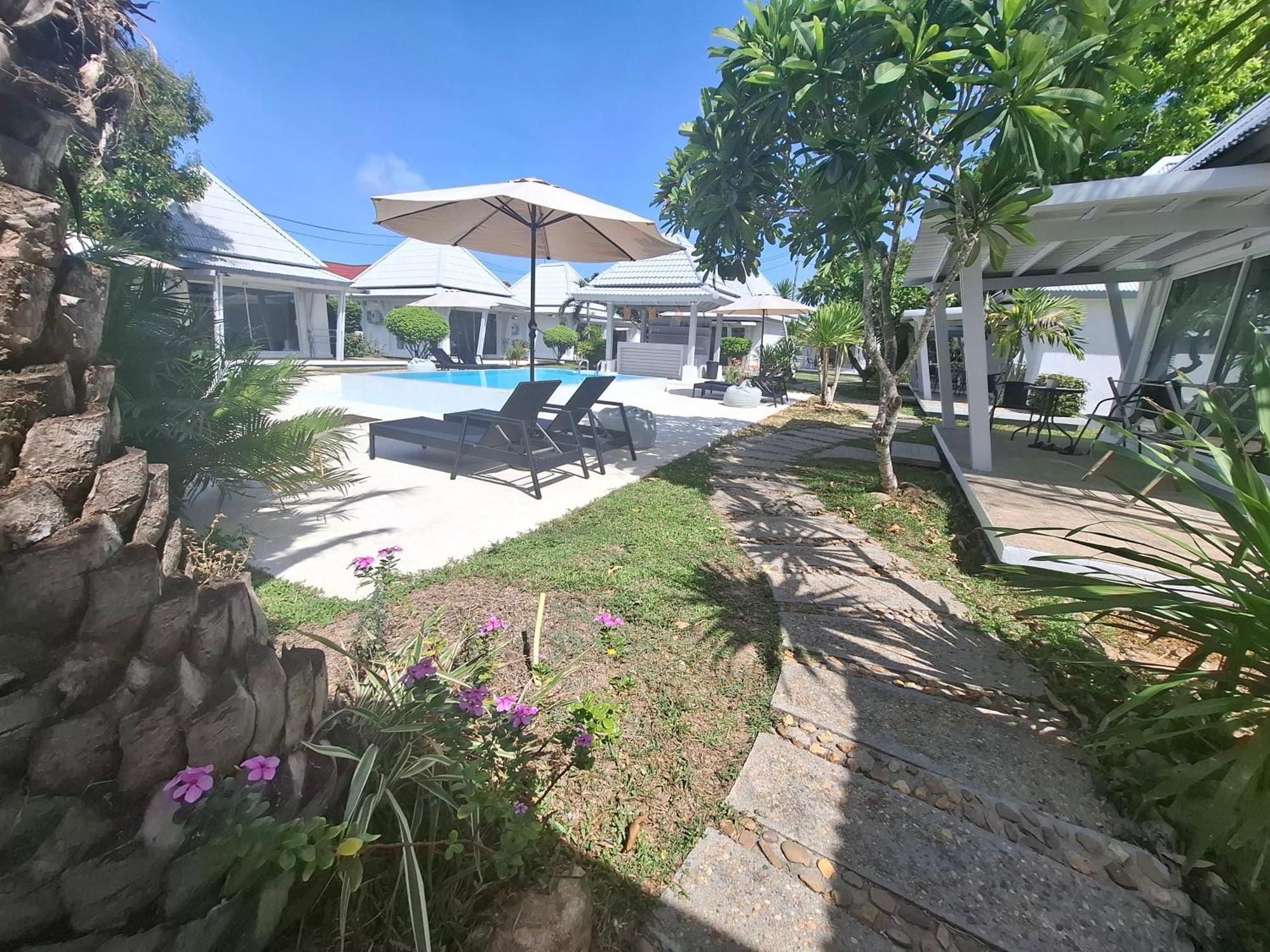Thiptara Resort - Adults Only Mae Nam Beach Exterior foto
